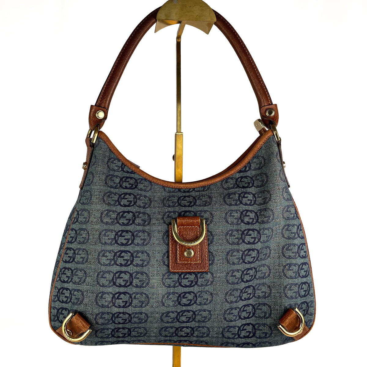 Gold-tone D-ring detail on Gucci Abbey shoulder bag
