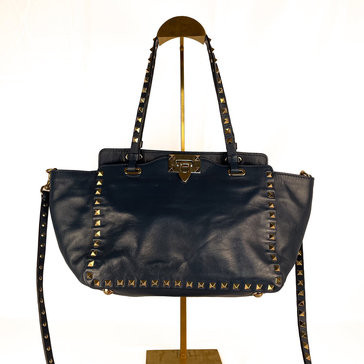 Back of Valentino Garavani Rockstud blue leather tote